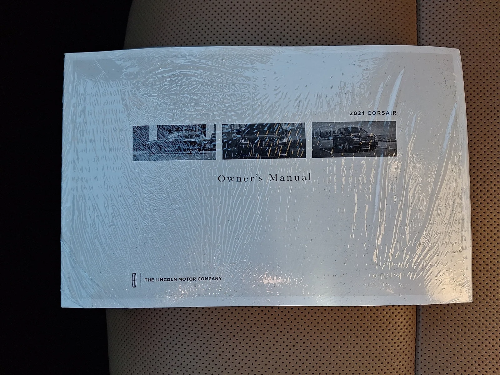 Used 2021 Black Lincoln Reserve image 27