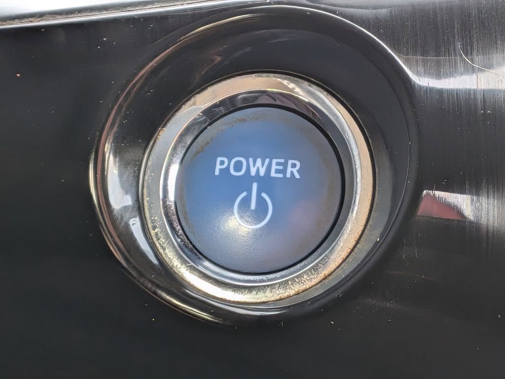 Used 2020 Red Toyota Limited image 20