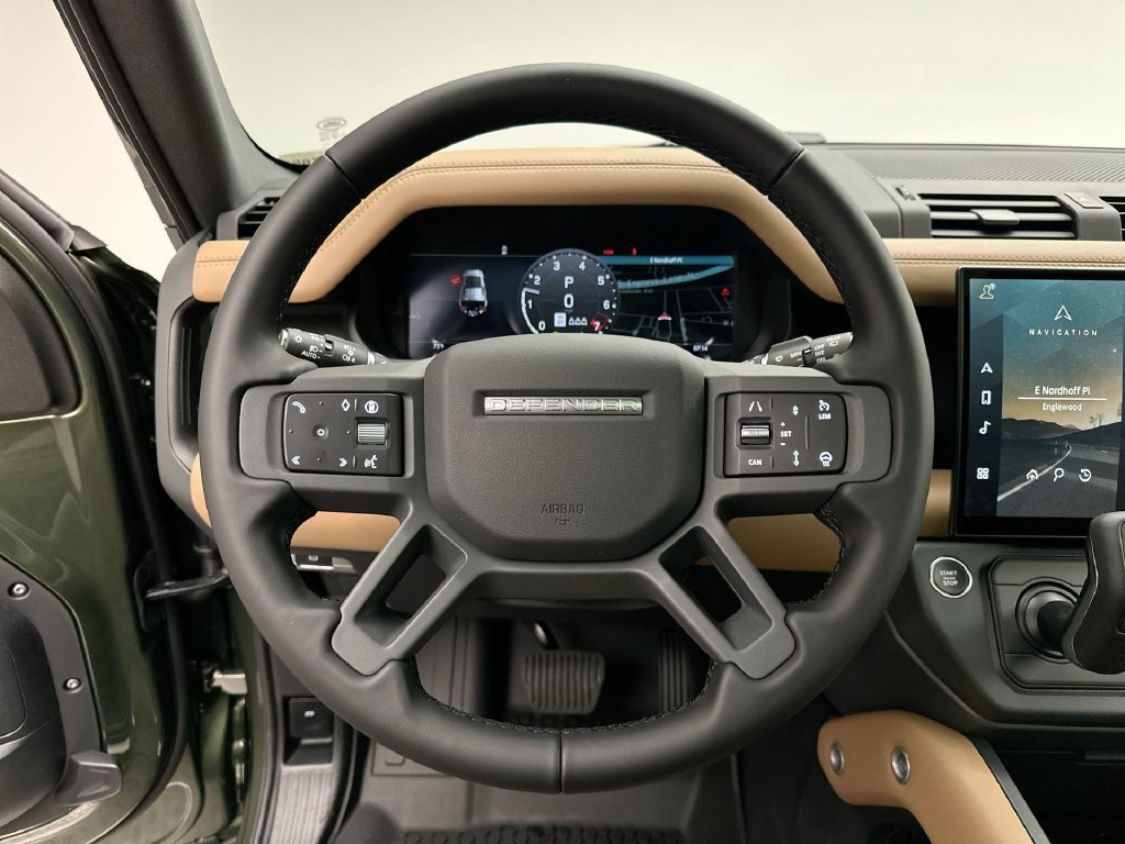 New 2026 Woolstone Green Metallic Land Rover X-Dynamic SE image 15