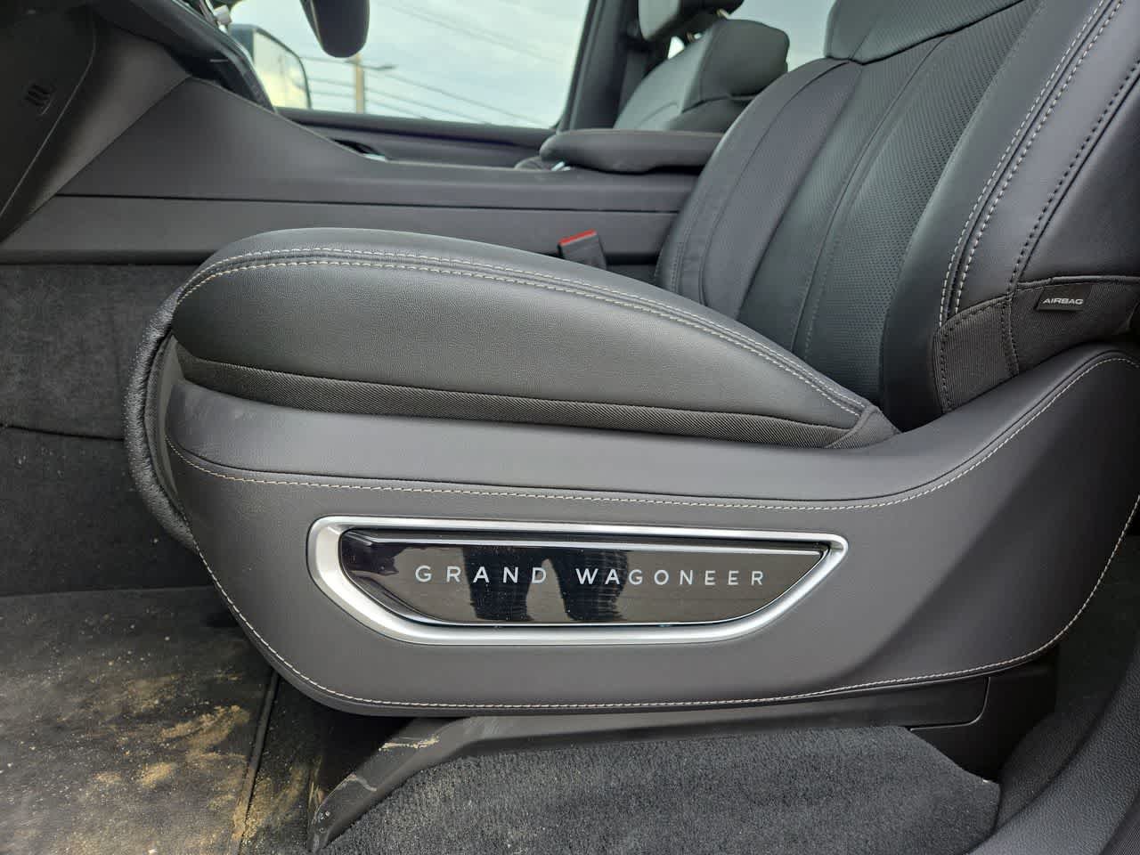 New 2026 High Gloss Black Jeep Summit Obsidian image 14