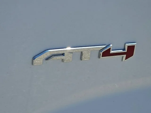 2026 GMC Terrain AT4 - Photo 10
