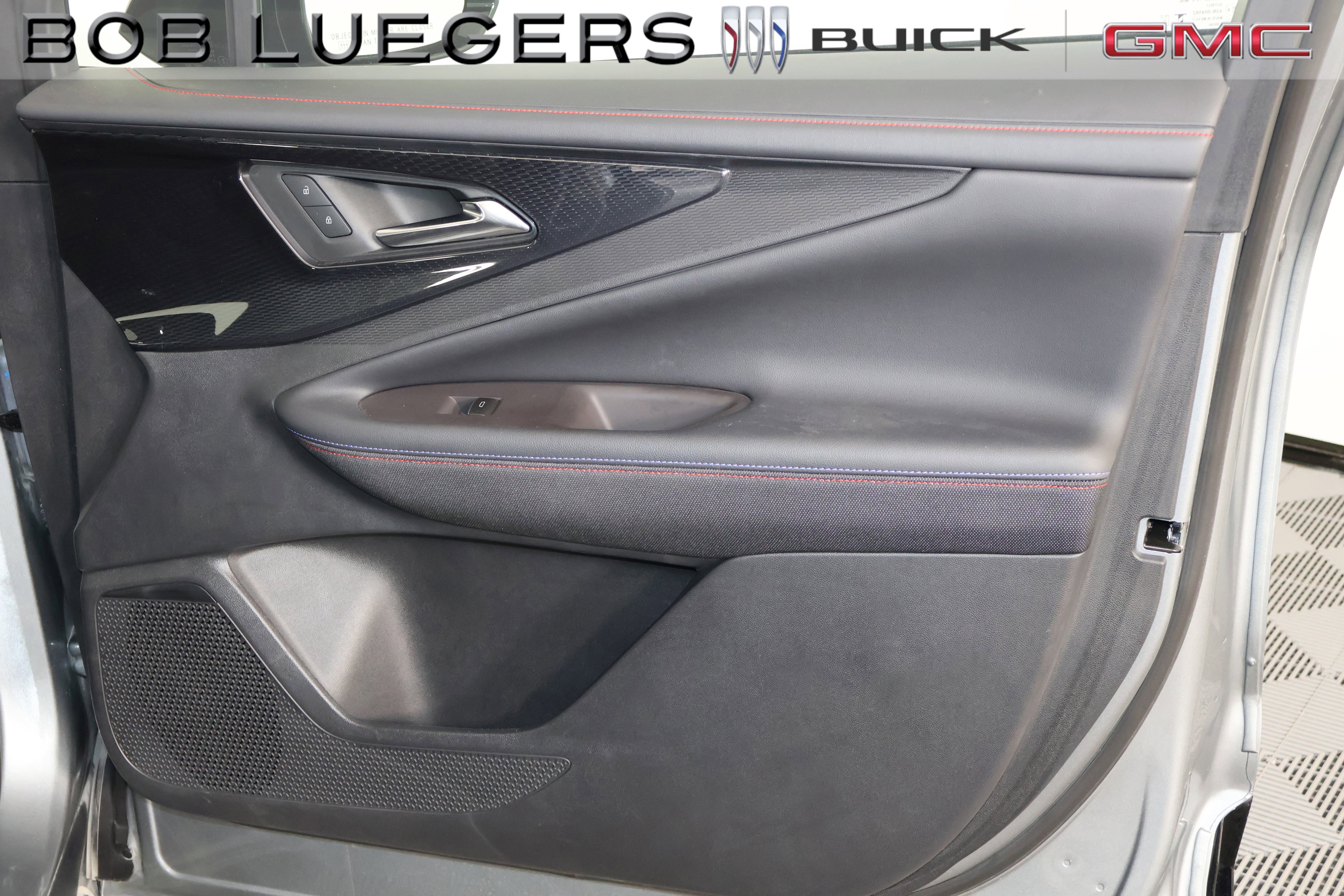 2024 Chevrolet Blazer EV RS - Photo 19