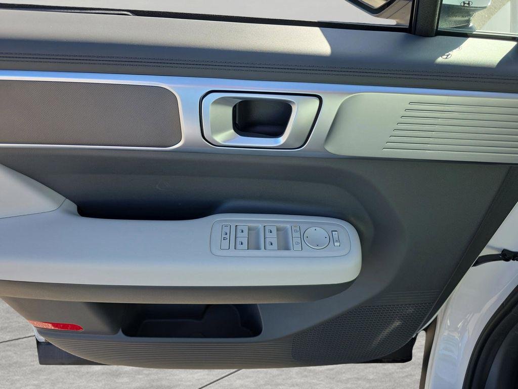 New 2026 Serenity White Hyundai SE image 15