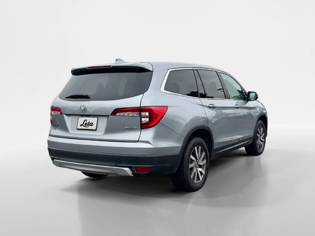 Certified Used 2019 Silver Honda EX-L image 4