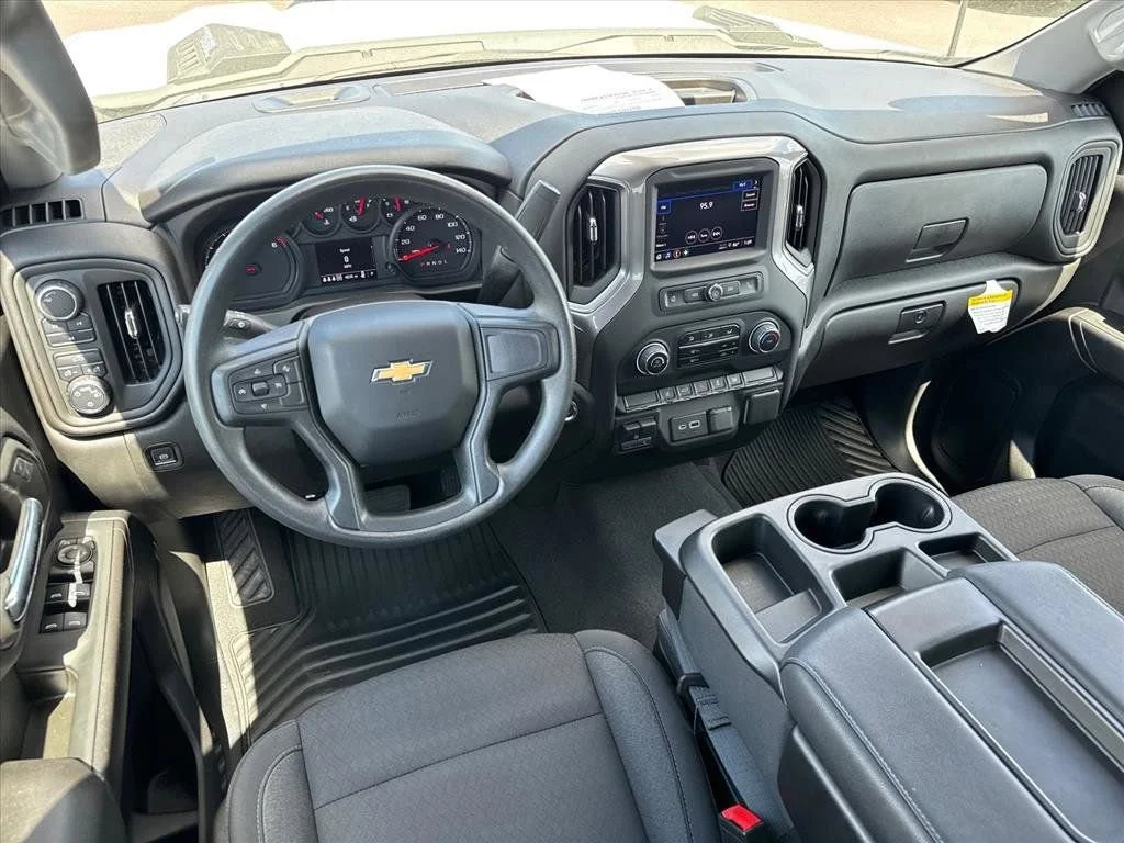 2025 Chevrolet Silverado 2500HD Custom - Photo 15