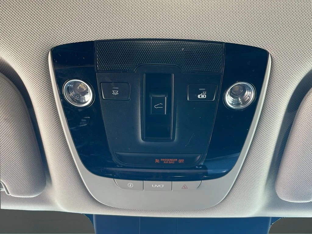 Certified Used 2021 White Kia SX-Prestige image 27