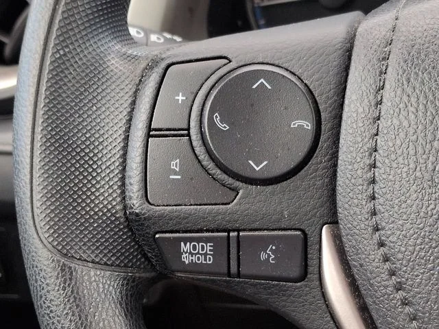 Used 2017 White Toyota LE image 23