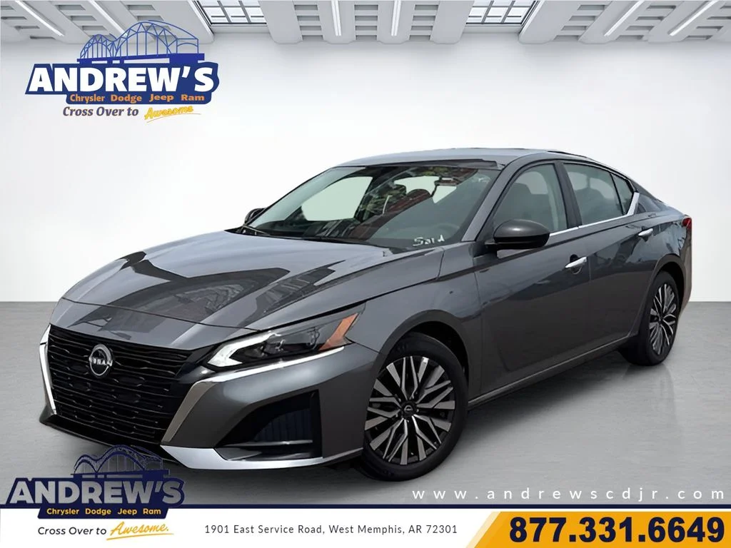 Used 2025 Gray Nissan 2.5 SV image 1