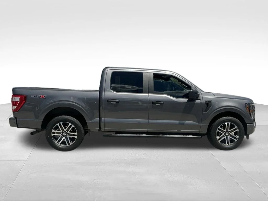 Used 2023 Gray Ford XL image 11