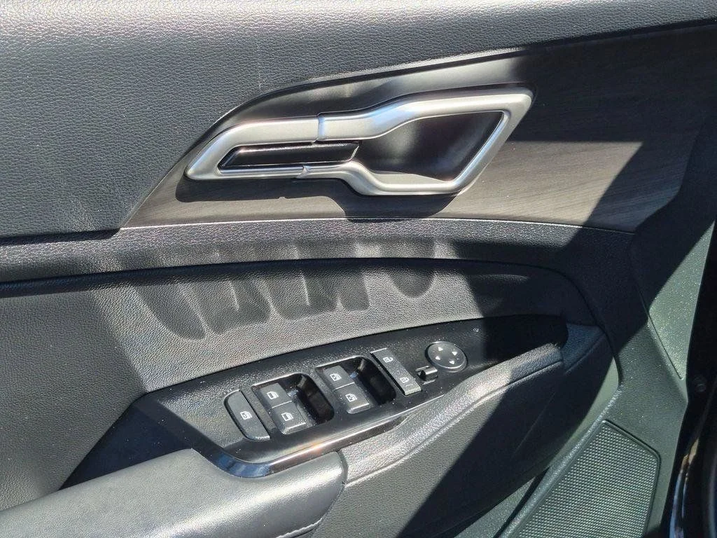 Used 2023 Black Kia X-Line image 12