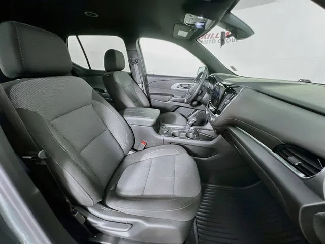Used 2022 Gray Chevrolet 1LT image 40