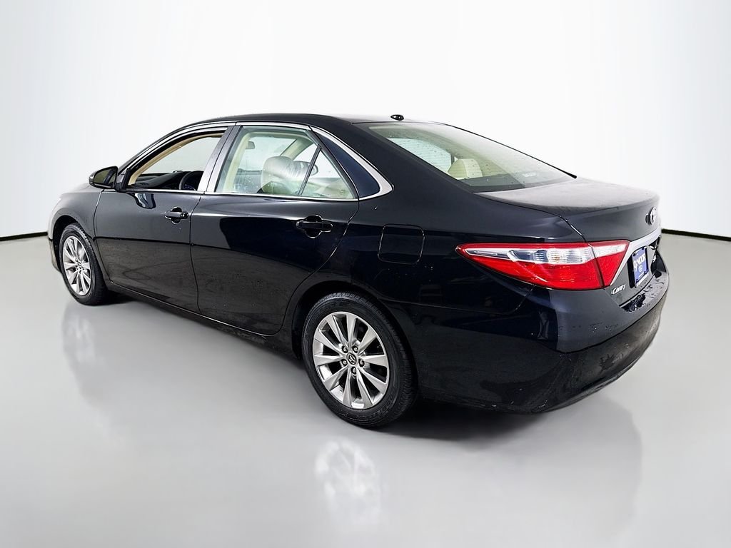 Used 2015 Attitude Black Toyota XLE image 9