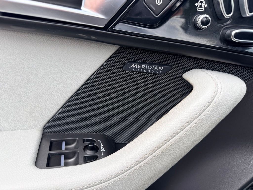 Used 2015 Gray Jaguar V8 S image 12