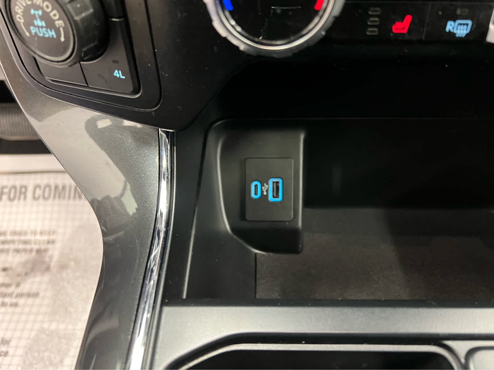 Used 2023 Avalanche Gray Ford XLT image 25