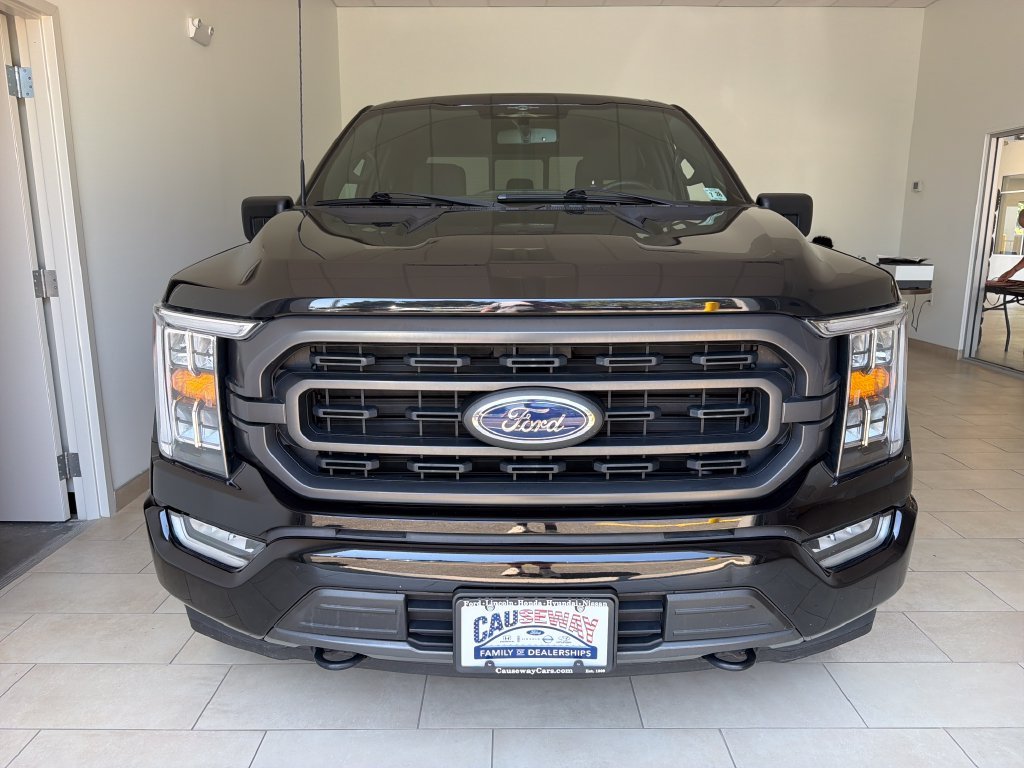 Used 2023 Black Metallic Ford XLT image 2