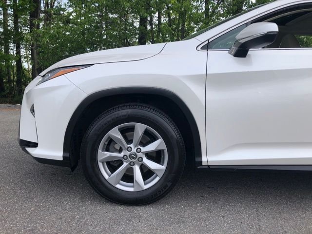 Used 2019 White Lexus 350 image 30