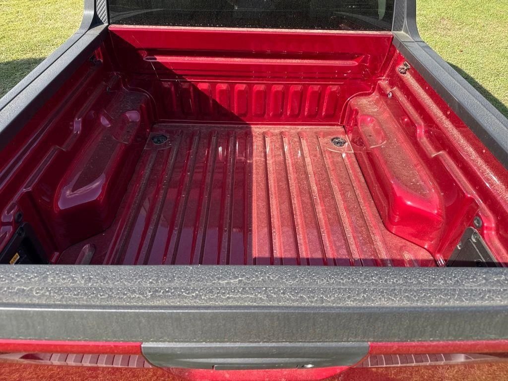 New 2026 Ruby Red Metallic Tinted Clearcoat Ford XLT image 43