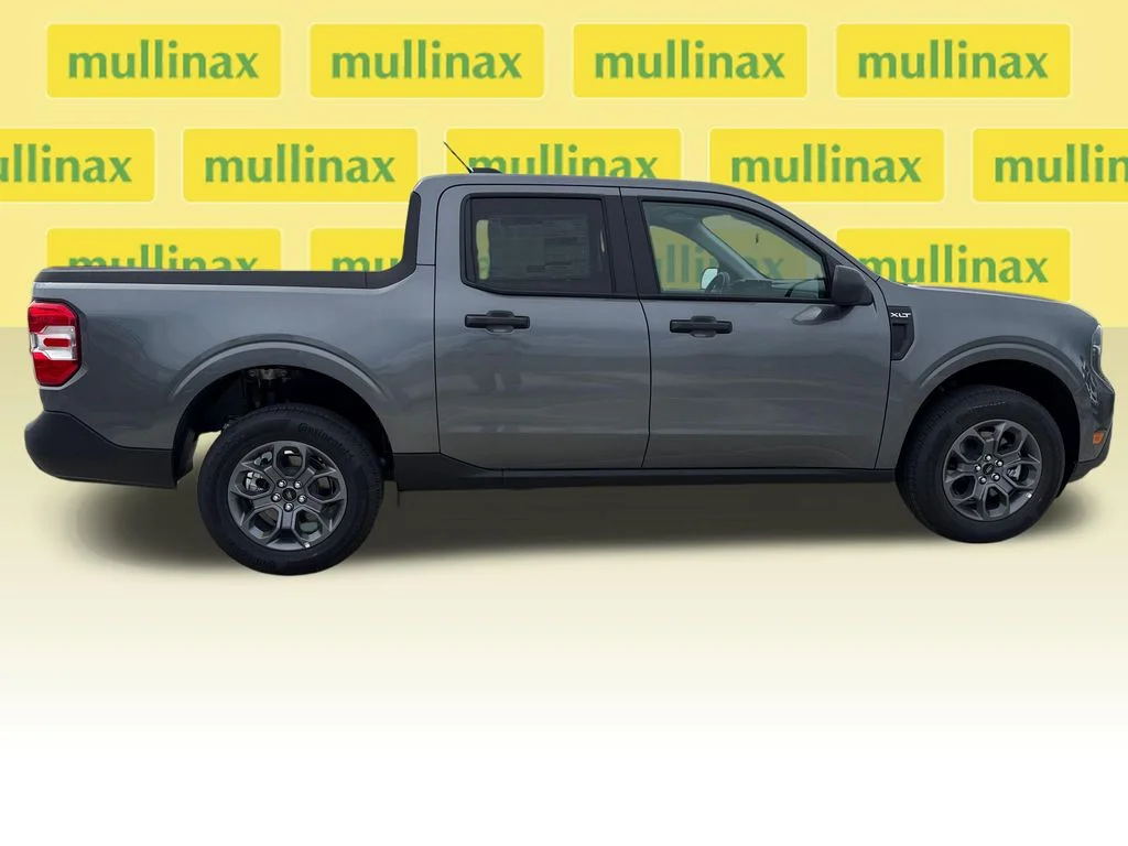 New 2026 Gray Ford XLT image 15