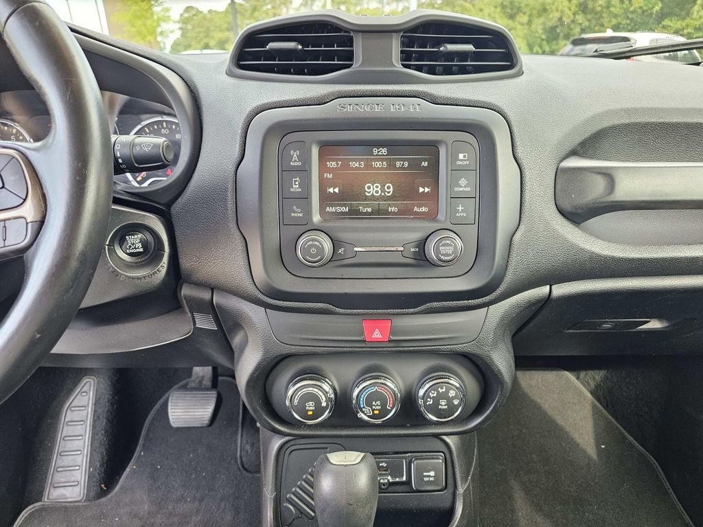 Used 2017 Blue Jeep Latitude image 31