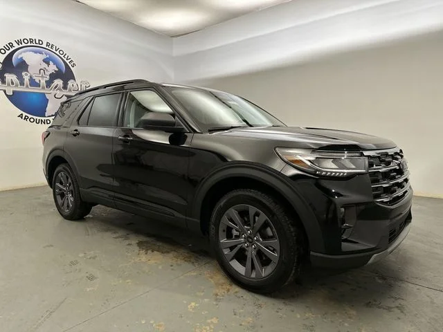 New 2026 Agate Black Metallic Ford Active image 11