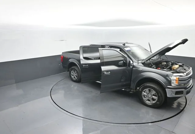 Used 2020 Magnetic Ford Lariat image 40