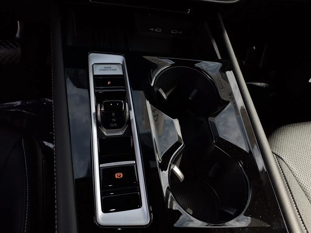2026 Volkswagen Atlas SE w/Tech - Photo 10