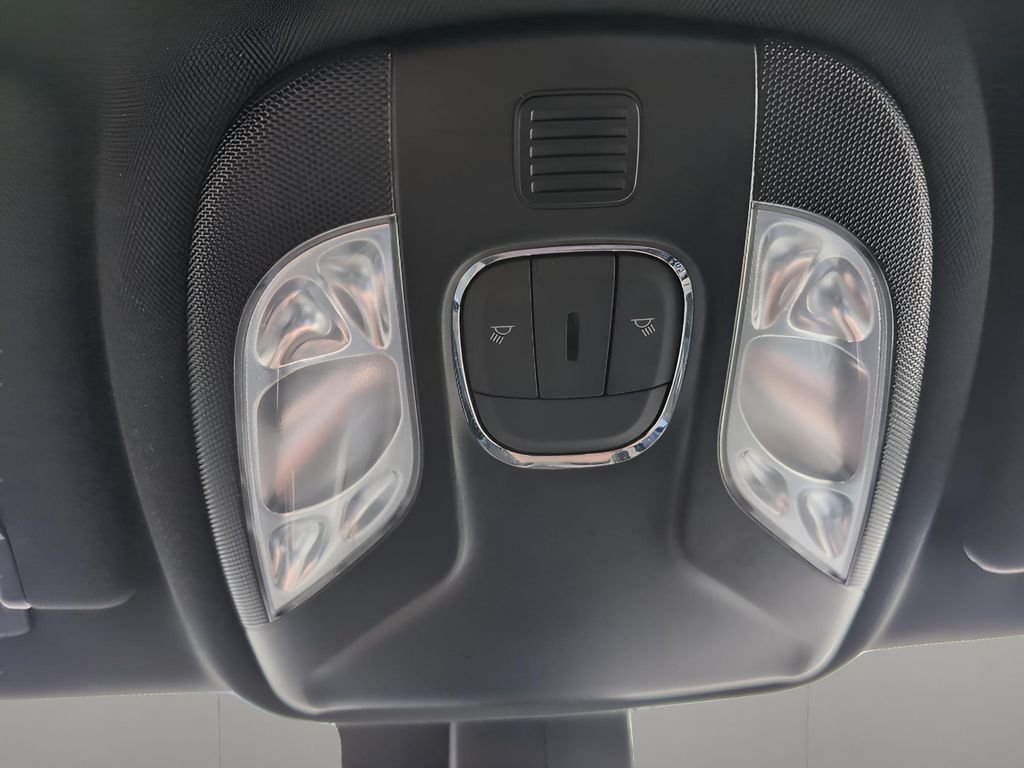 Used 2024 Bright White Clearcoat Jeep Latitude image 23