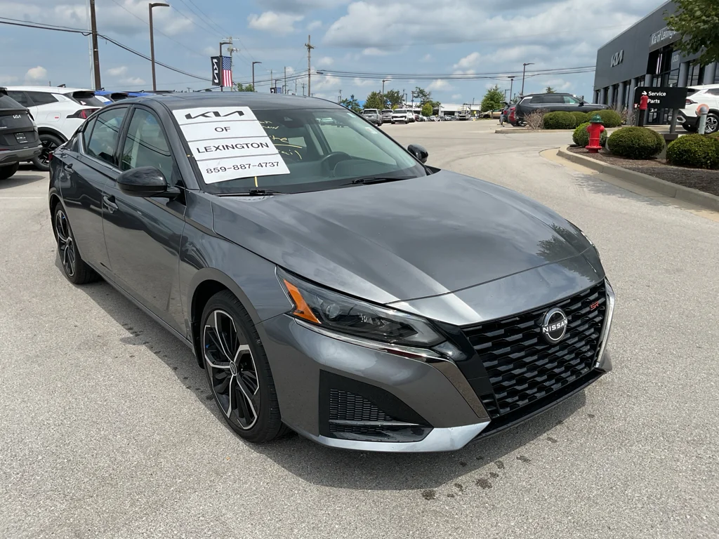 Used 2024 Gun Metallic Nissan 2.5 SR image 2