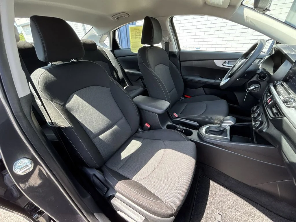 Used 2024 Gray Kia LXS image 25