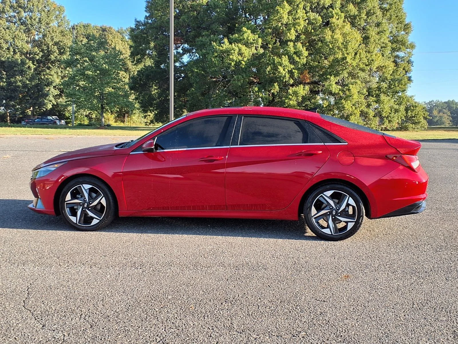 Used 2021 Calypso Red Hyundai SEL image 3
