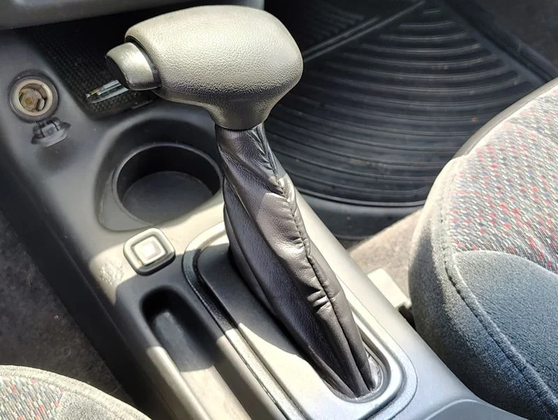 Used 2003 Silver Chevrolet SS image 16