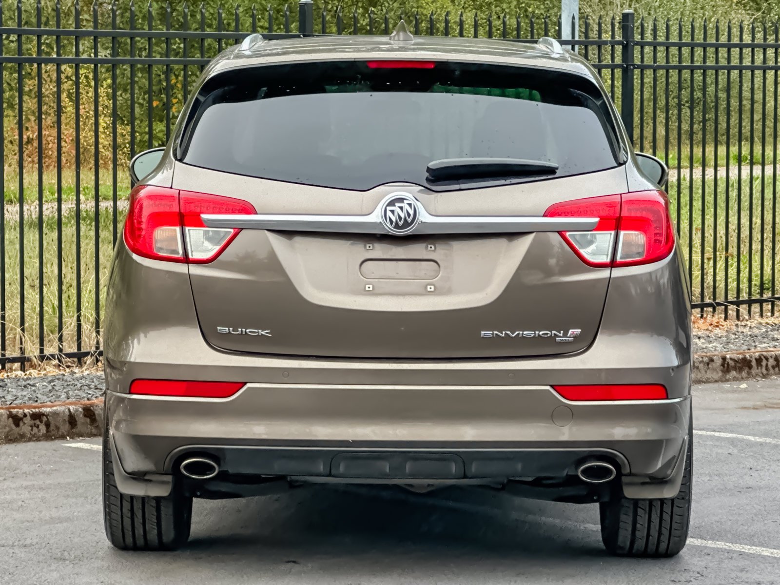 Used 2018 Brown Buick Premium I image 5