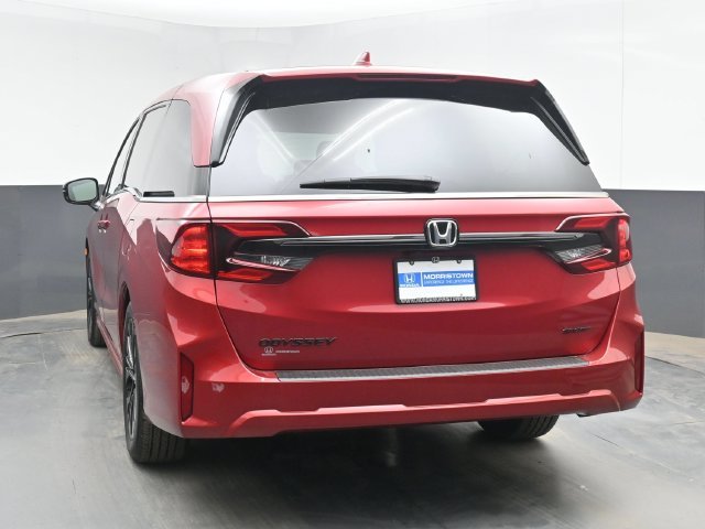 New 2026 Radiant Red Metallic II Honda Sport-L image 6