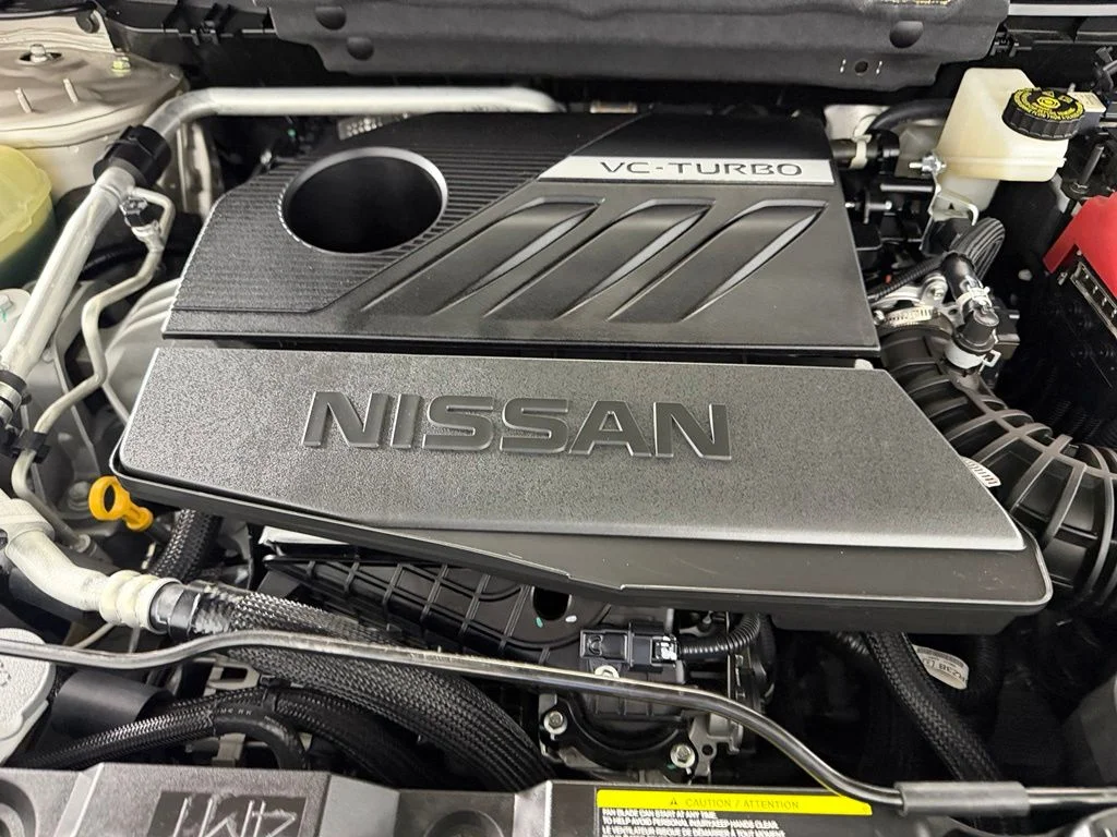 Used 2025 Champagne Silver Metallic Nissan SL image 33