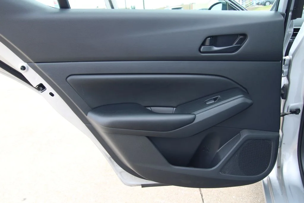 Used 2024 Silver Nissan 2.5 S image 32
