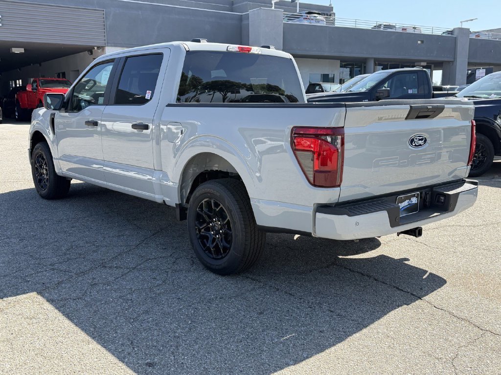 Used 2026 Avalanche Ford STX image 4