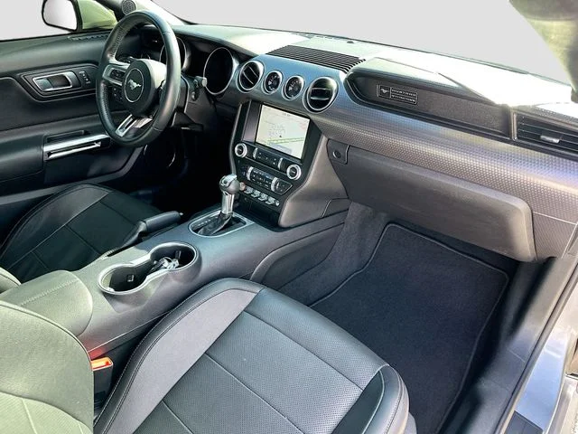 Used 2020 Silver Ford GT Premium image 27