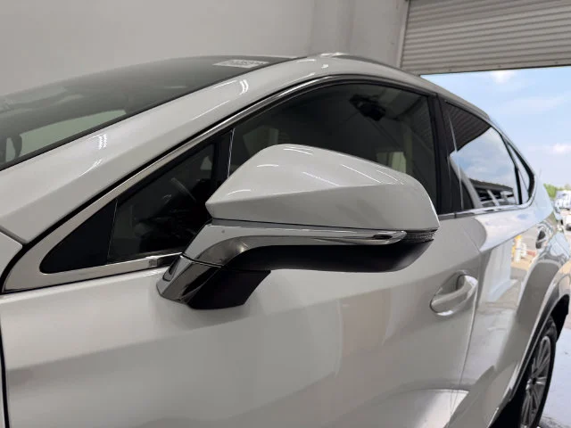 Used 2021 Eminent White Pearl Lexus 300 Base image 46
