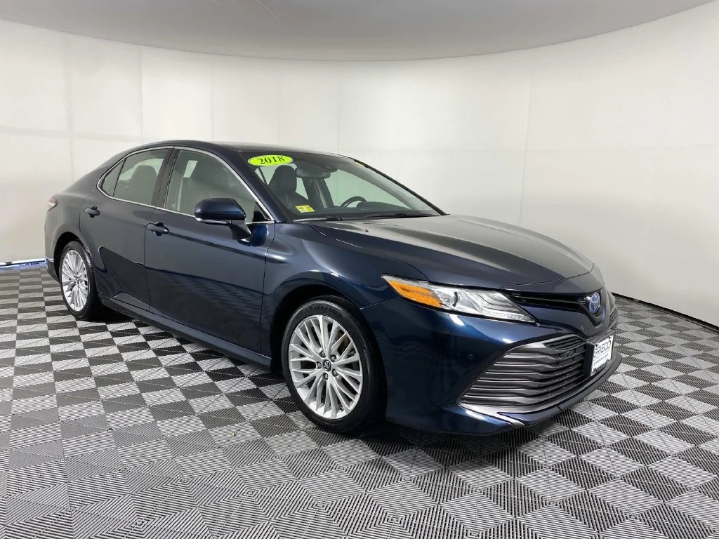 2018 Toyota Camry XLE Hybrid