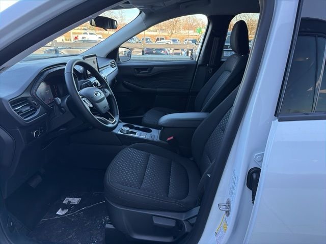 New 2026 Oxford White Ford Active® image 8