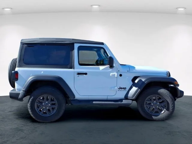 Used 2026 White Jeep Sport image 5