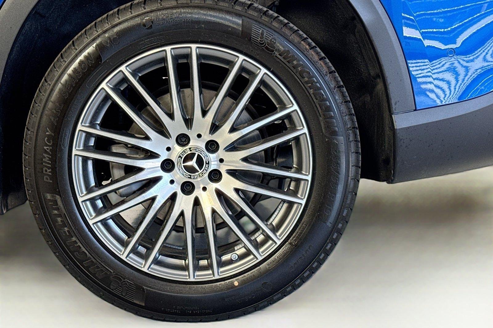 New 2026 Starling Blue Metallic Mercedes-Benz GLC 300 image 29