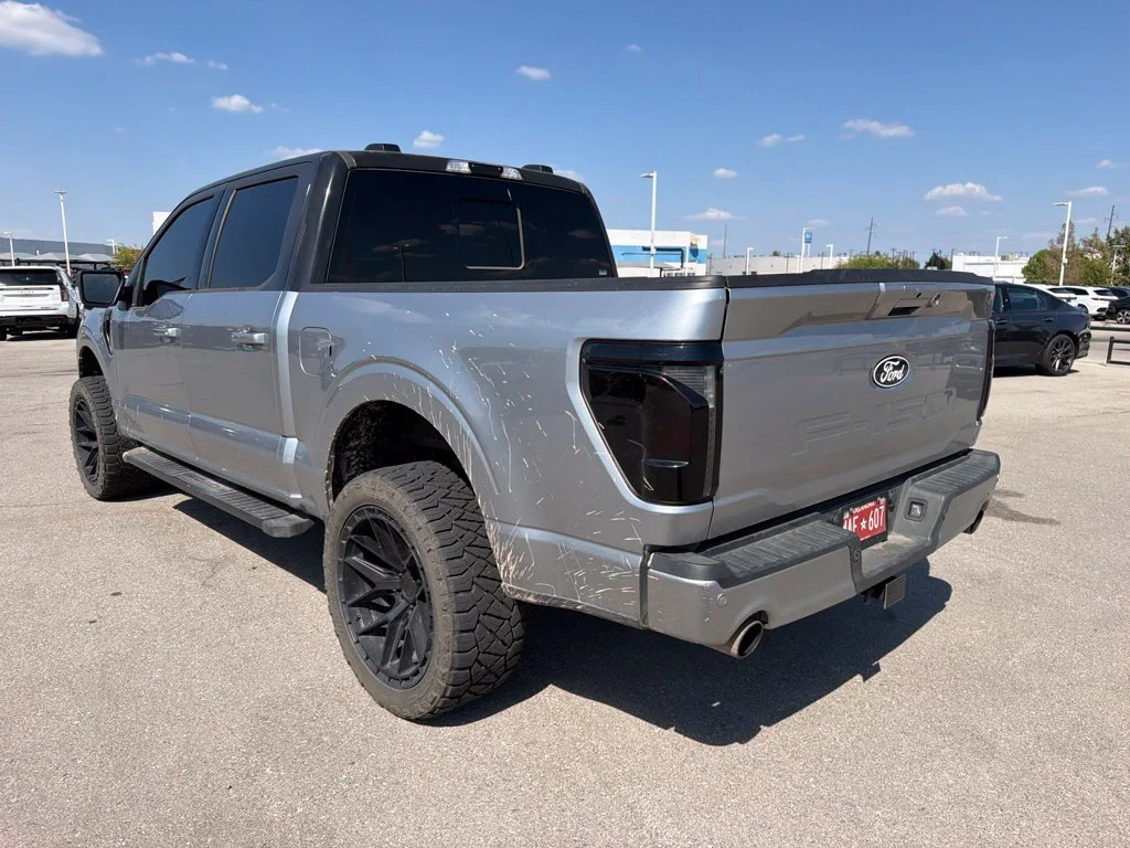 Used 2025 Silver Ford XLT image 3