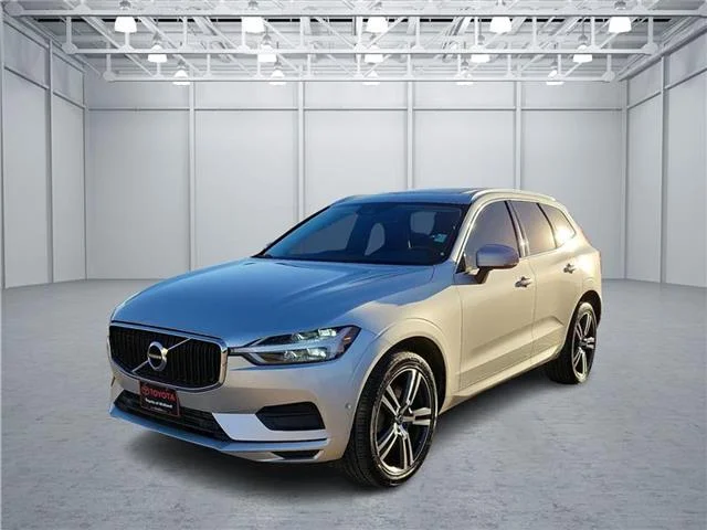 Used 2019 Bright Silver Metallic Volvo T6 Momentum All-wheel Drive image 1