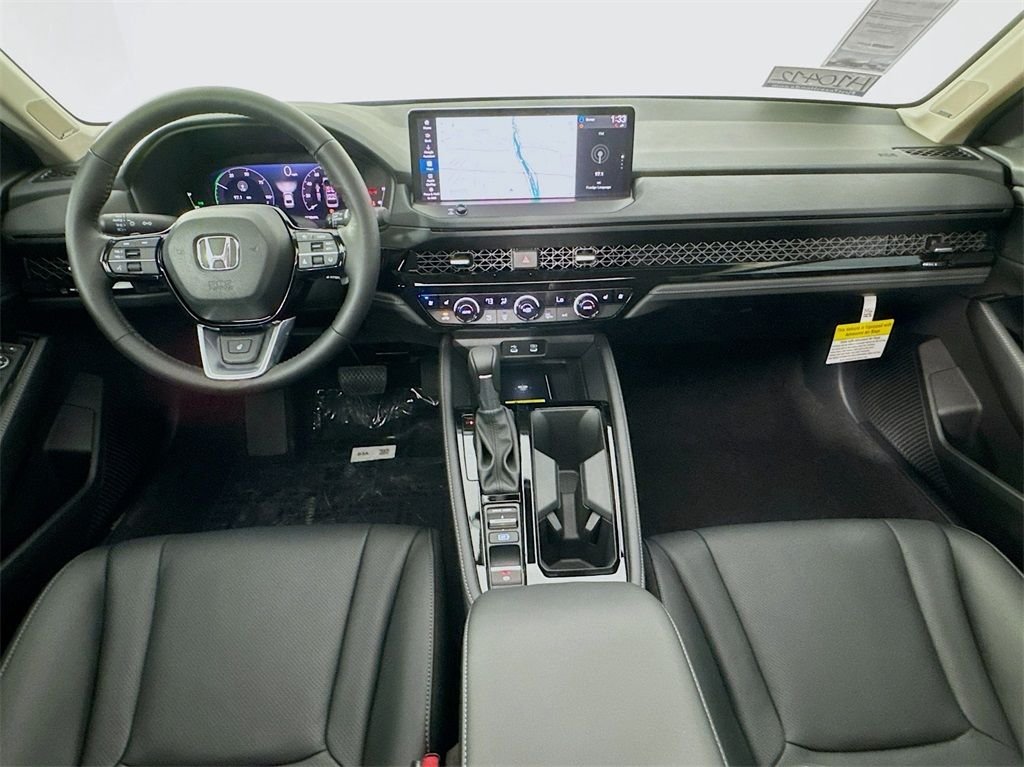 New 2026 Platinum White Pearl Honda Touring image 32