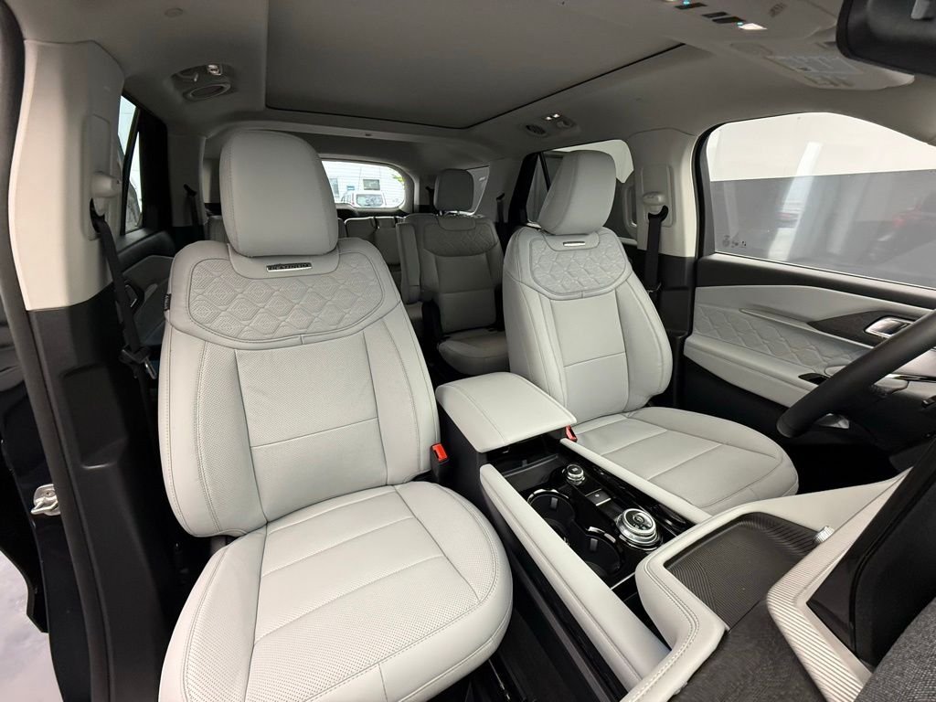 New 2026 Agate Black Metallic Ford Platinum™ image 71