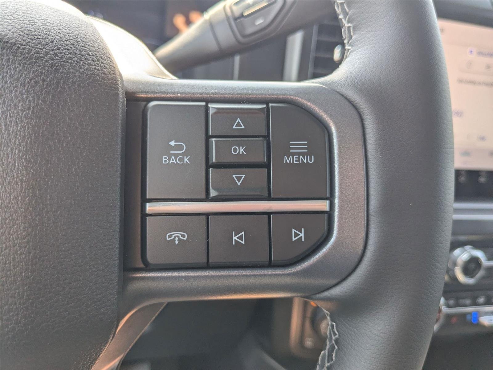 New 2026 Star White Metallic Tri-Coat Ford F-250® Lariat® image 18