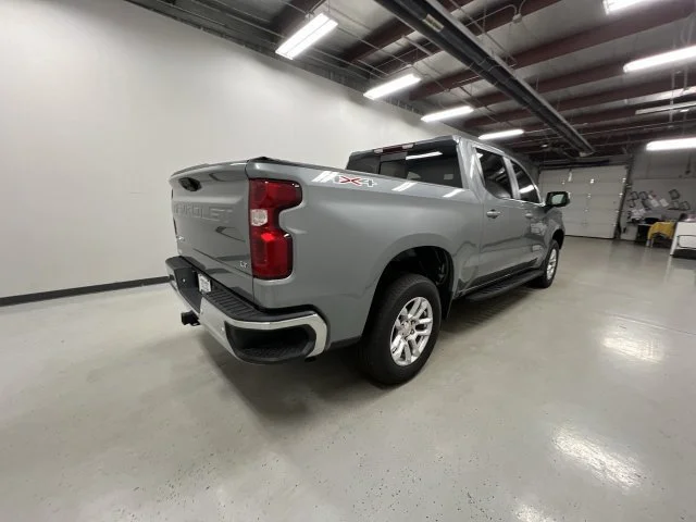 2025 Chevrolet Silverado 1500 LT - Photo 8