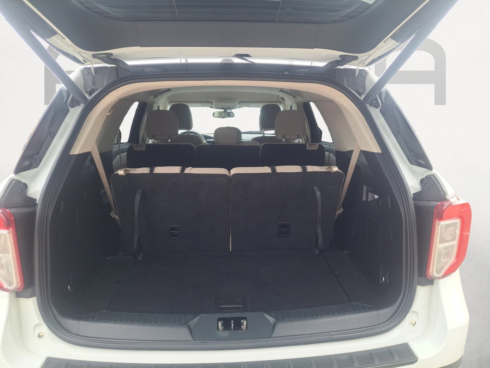 Used 2022 Oxford White Ford XLT image 12