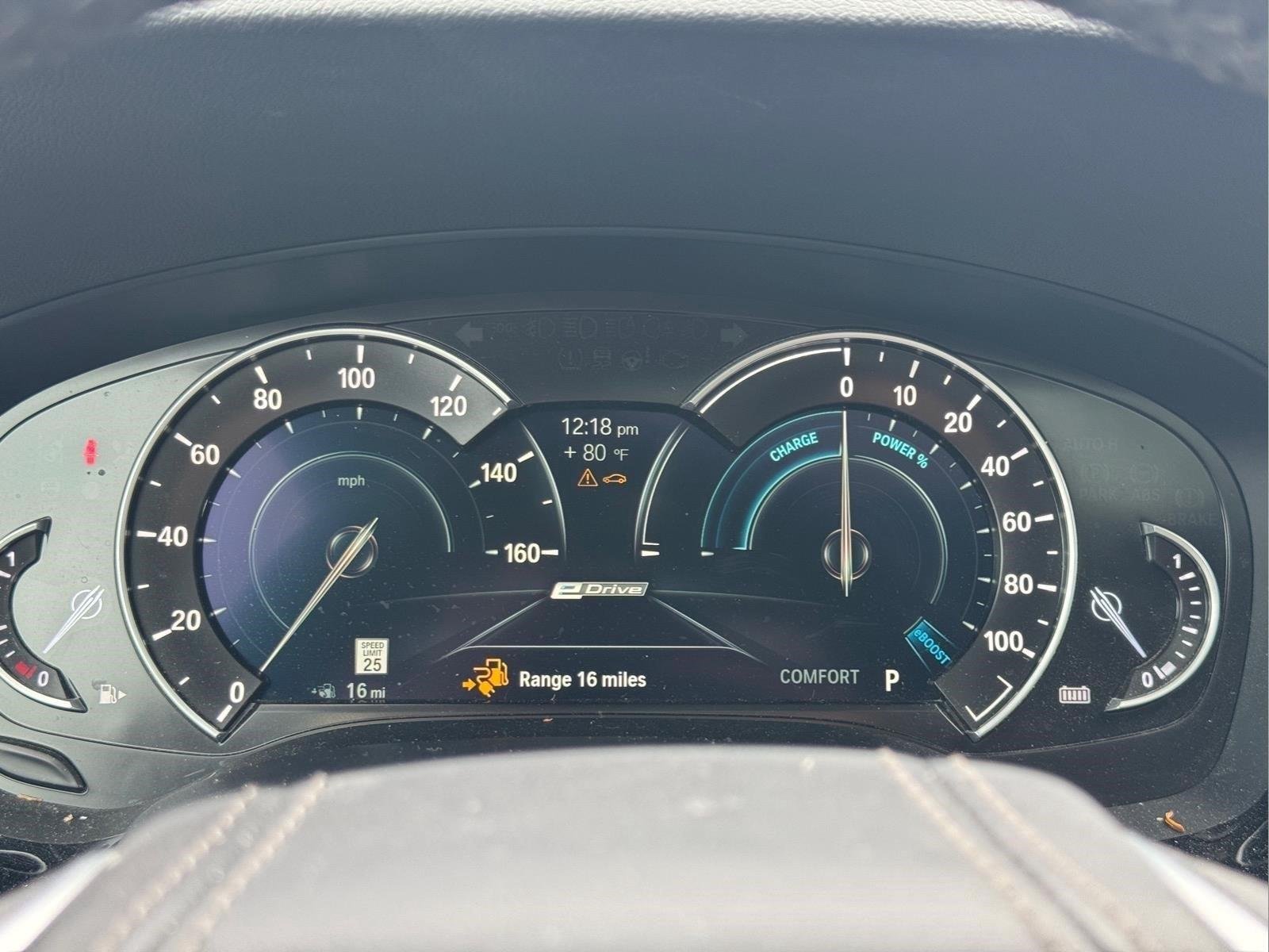 Used 2019 Black Sapphire Metallic BMW 530e iPerformance image 24